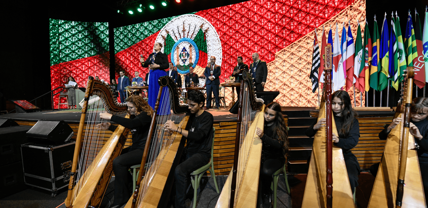 Abertura do Connection Terroirs do Brasil tem homenagens e certificações