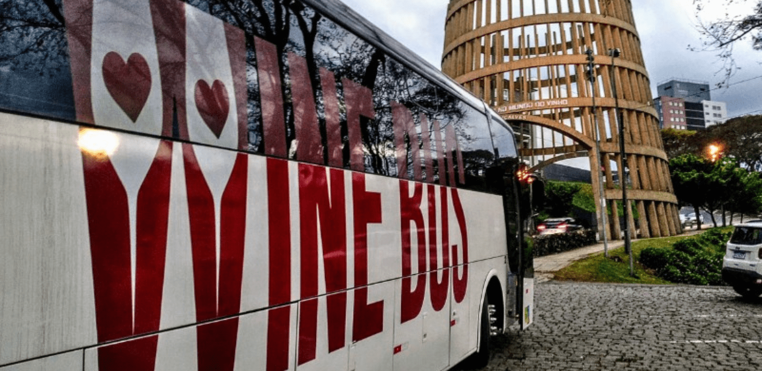 Descubra Roteiros de Enoturismo e de Experiência