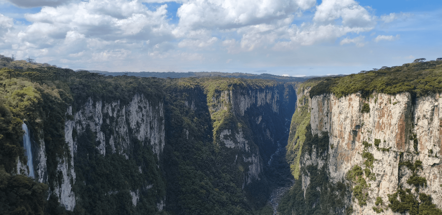 Cânion Itaimbezinho sediou Parrilla Serrana